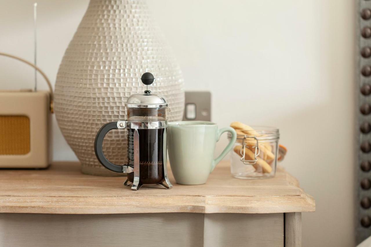 邓斯坦之家酒店 爱丁堡 外观 照片 A French press