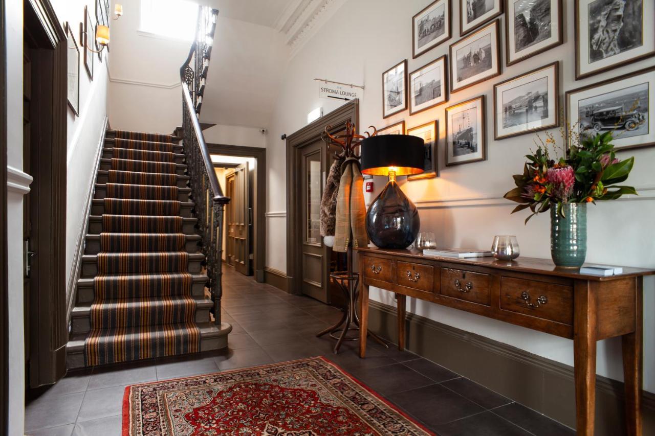 邓斯坦之家酒店 爱丁堡 外观 照片 The entrance hall